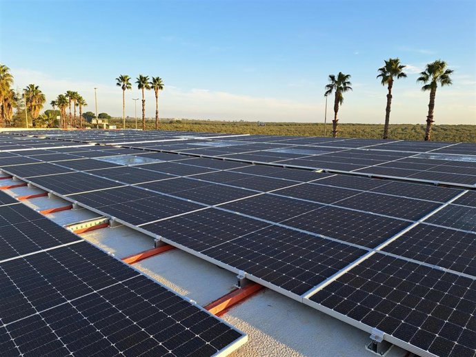 Una de las comunidades solares en Sevilla para acercar el autoconsumo a miles de familias.