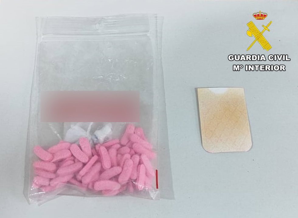 Pastillas de éxtasis intervenidas tras detener a una persona en Chinchilla de Montearagón.