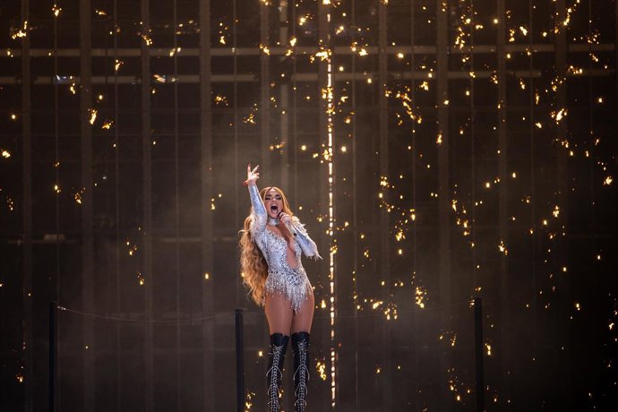 13 May 2025, Switzerland, Basel: Melody from Spain performs with the song "Esa Diva" at the first semi-final of the 69th Eurovision Song Contest in the Arena St. Jakobshalle. Photo: Jens Büttner/dpa