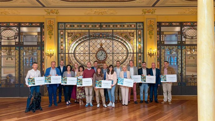 Acto de entrega de las micro ayudas de la Fundación Caja Rural de Aragón que ha tenido lugar este viernes.