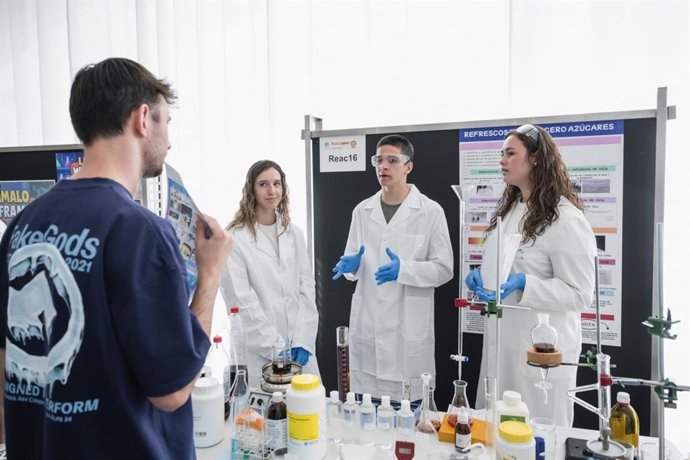 El Museu de les Ciències celebra la final del concurso escolar de química 'Reacciona!'