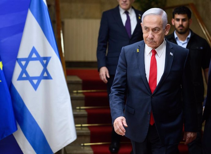 13 May 2025, Israel, Jerusalem: Israeli Prime Minister Benjamin Netanyahu arrives to receive German President Frank-Walter Steinmeier (Not Pictured) ahead of their meeting at the Prime Minister's official residence. Photo: Bernd von Jutrczenka/dpa