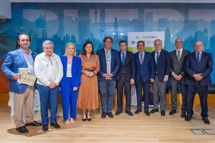 Presentación del proyecto 'Recupera Vida' en Cádiz