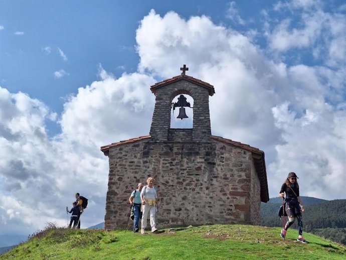 'Pasea La Rioja' Propone Un Fin De Semana Entre Historia, Naturaleza Y Música En Ezcaray Y Viniegra De Abajo