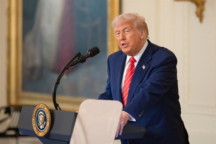 WASHINGTON, 8 de maio de 2025 -- O presidente dos EUA, Donald Trump, fala durante uma celebração das mães militares na Casa Branca em Washington, D.C., Estados Unidos, em 8 de maio de 2025. Trump anunciou na quinta-feira, na Casa Branca, que os Estados Un
