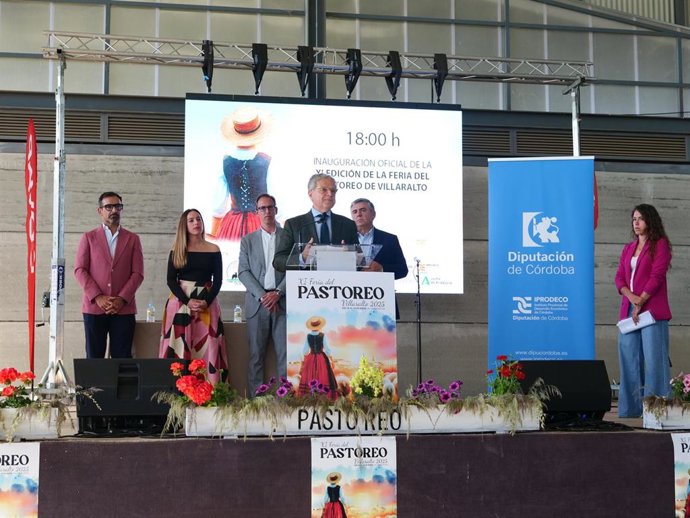 El presidente de la Diputación de Córdoba, Salvador Fuentes, en la inauguración de la XI edición de la Feria del Pastoreo de Villaralto.