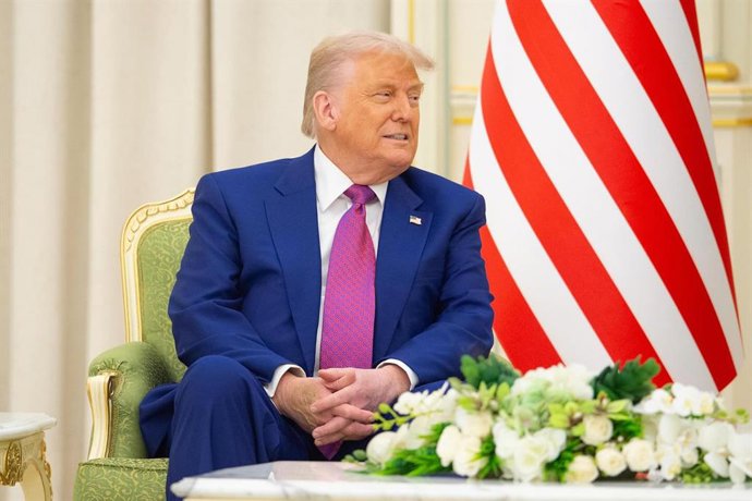 El presidente de Estados Unidos, Donald Trump, durante un encuentro oficial en Riad con el príncipe heredero de Arabia Saudí, Mohamed bin Salmán (archivo)