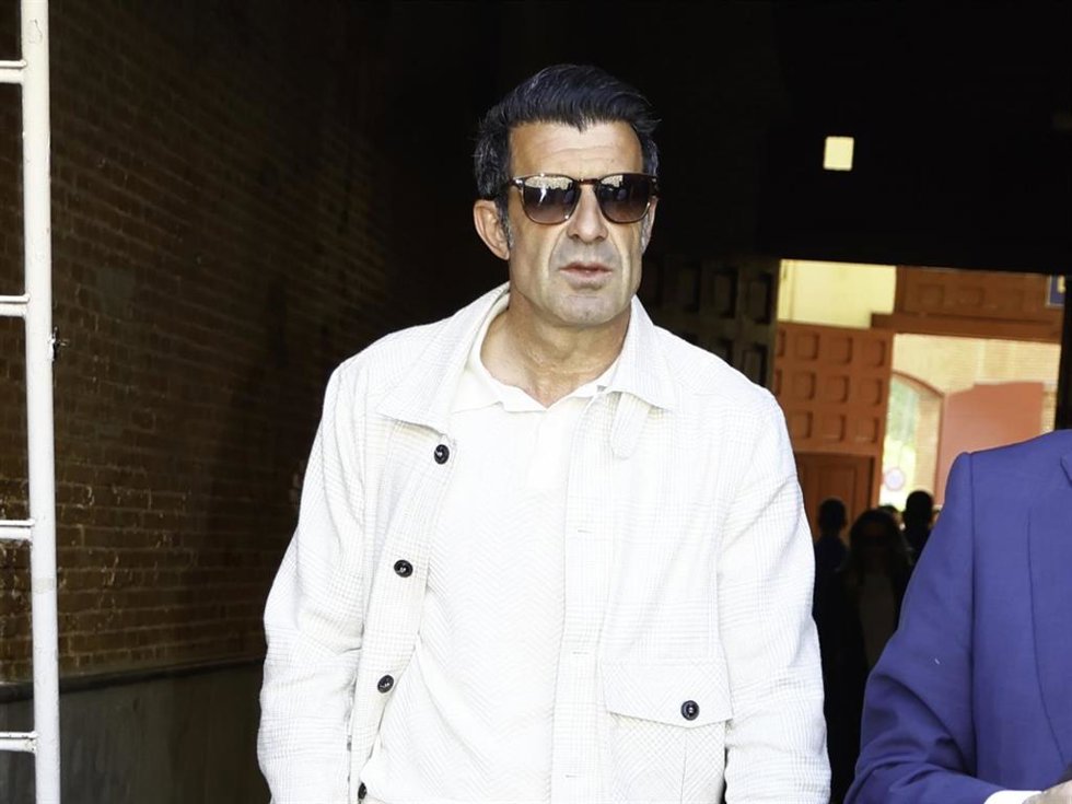 Luis Figo asiste a una tarde de toros en Las Ventas, a 16 de mayo de 2025, en Madrid (España).