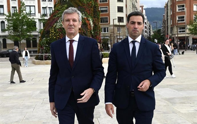 El lehendakari, Imanol Pradales, y el presidente de la Xunta de Galicia, Alfonso Rueda, el pasado jueves en Bilbao, reunidos con motivo del 'Foro Agenda Atlántica'
