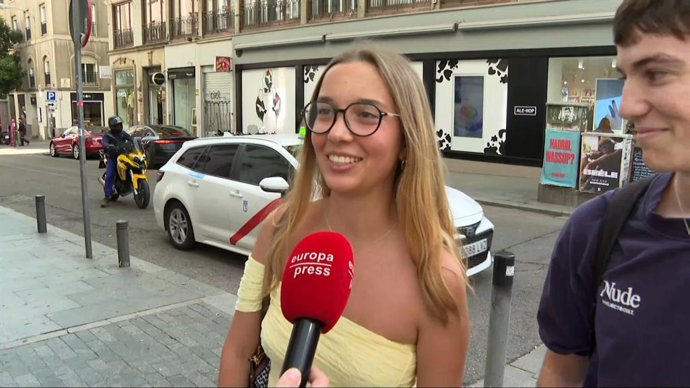 Disparidad de opiniones en la calle sobre 'Esa Diva' en la gran final de Eurovis