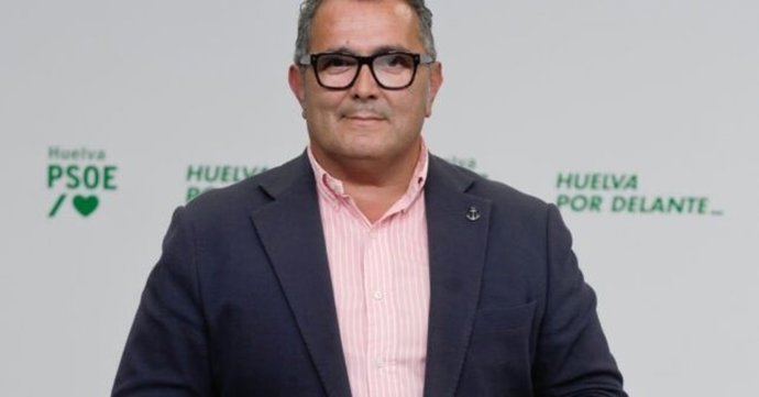 El secretario de Movimiento Lgtbi del PSOE de Huelva, Salvador Gómez