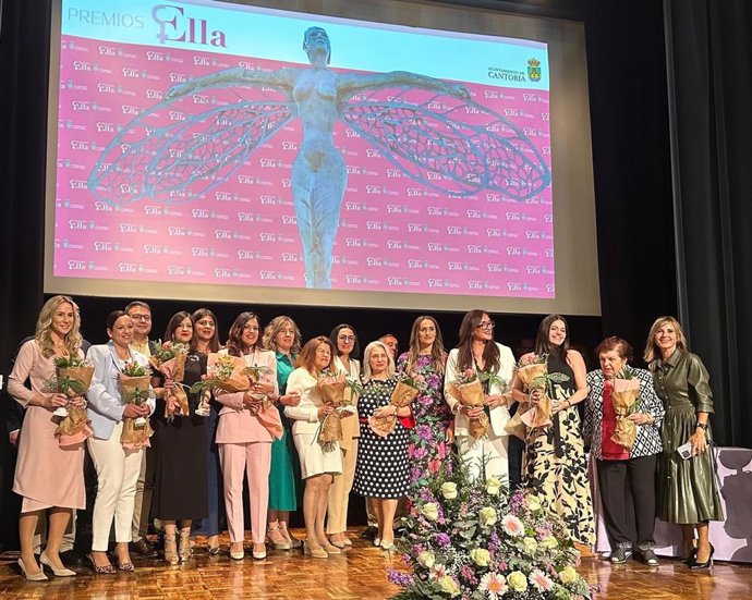 Celebración de la segunda edición de los 'Premios Ella' en Cantoria (Almería).