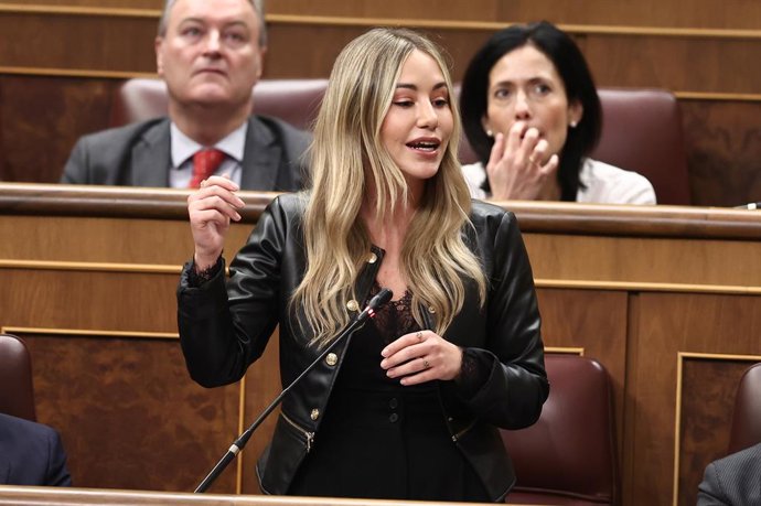 Archivo - Arquivo - A deputada do PP Noelia Núñez intervém durante uma sessão de controle do governo no Congresso dos Deputados, em 19 de março de 2025, em Madri (Espanha). Os gastos com defesa ocupam o centro do palco na sessão de controle do governo apó
