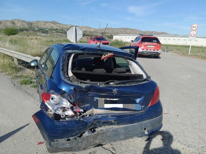 Imagen del vehículo accidentado en Valtierra.