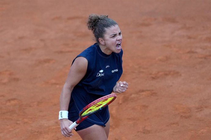 Jasmine Paolini celebra un triunfo en Roma.