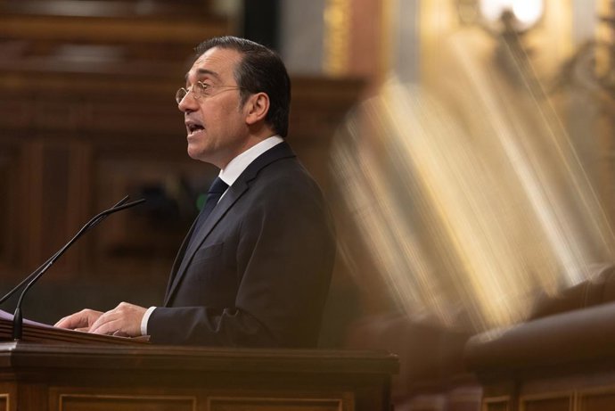Archivo - Arquivo - O Ministro das Relações Exteriores, União Europeia e Cooperação, José Manuel Albares, fala durante uma sessão plenária no Congresso dos Deputados, em 12 de março de 2025, em Madri (Espanha). A delegação de poderes de imigração para o G