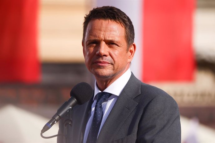 May 13, 2025, Krakow, Poland: Rafal Trzaskowski, the mayor o Warsaw and the candidate of the Civic Platform (PO) in the upcoming presidential election, attends a campaign rally at the Main Square in Krakow, Poland on May 13, 2025.