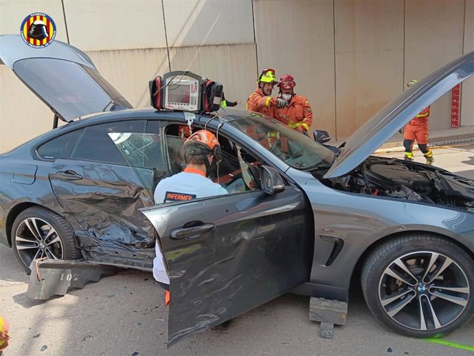 Cinco heridos tras sufrir un accidente de tráfico en Torrent