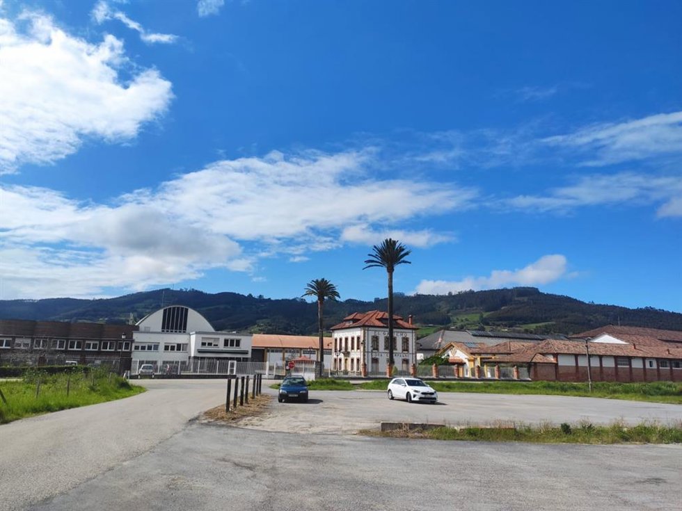 Fábrica de El Gaitero, en Villaviciosa
