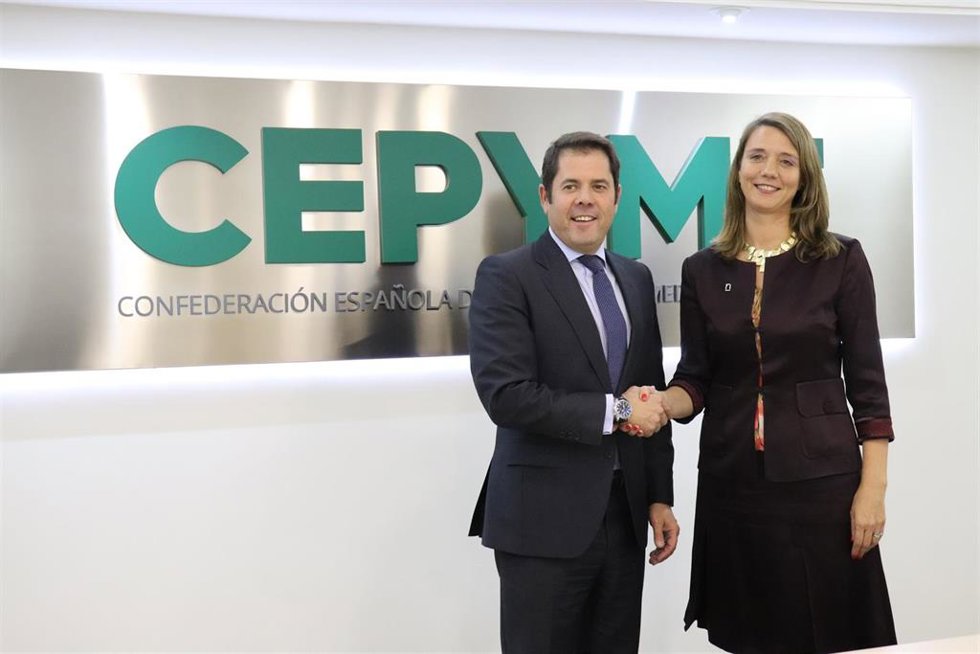 Archivo -  El presidente de Cepyme y candidato a la reelección, Gerardo Cuerva, y la presidenta de CEOE-Cepyme Valladolid y candidata a presidir Cepyme, Ángela de Miguel.