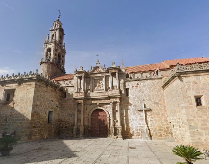 Iglesia de San Juan Bautista de Hinojosa del Duque.