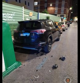 Un conductor se da a la fuga tras chocar contra un vehículo aparcado en la calle Lusones de Cuenca