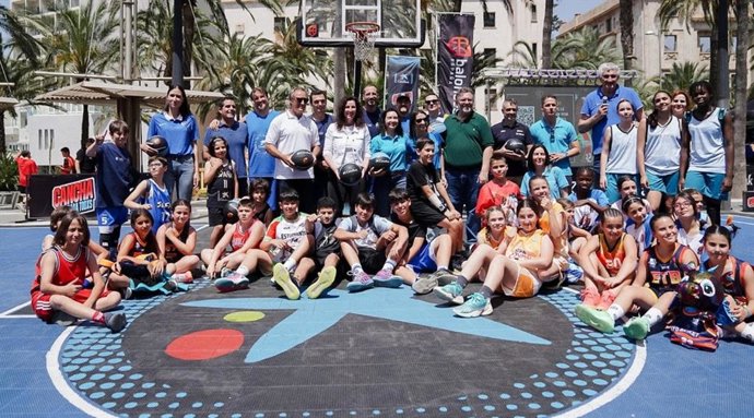 Almería disfruta con la inauguración de la temporada 2025 del Circuito 3x3 CaixaBank