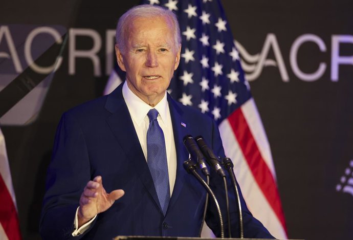 Archivo - Arquivo - 15 de abril de 2025, Chicago, Illinois, EUA: O ex-presidente Joe Biden discursa durante a conferência bipartidária Advocates, Counselors, and Representatives for the Disabled no Sofitel Chicago Magnificent Mile na terça-feira, 15 de ab