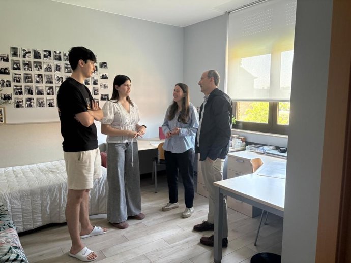 La residencia Baltasar Gracián está en Zaragoza, contigua a la sede del IAJ.