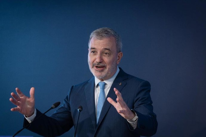El alcalde de Barcelona, Jaume Collboni, durante la inauguración de la sede renovada de Pimec, a 12 de mayo de 2025, en Barcelona, Catalunya (España). 