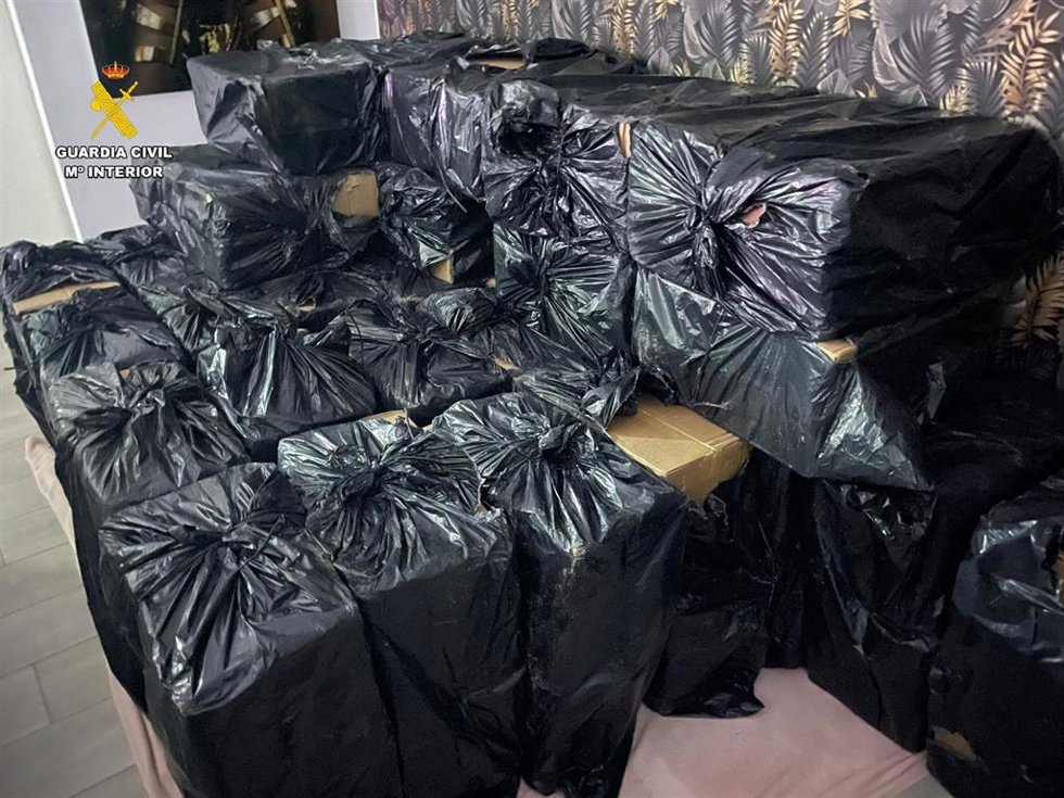 Tabaco de contrabando incautado en Los Barrios.