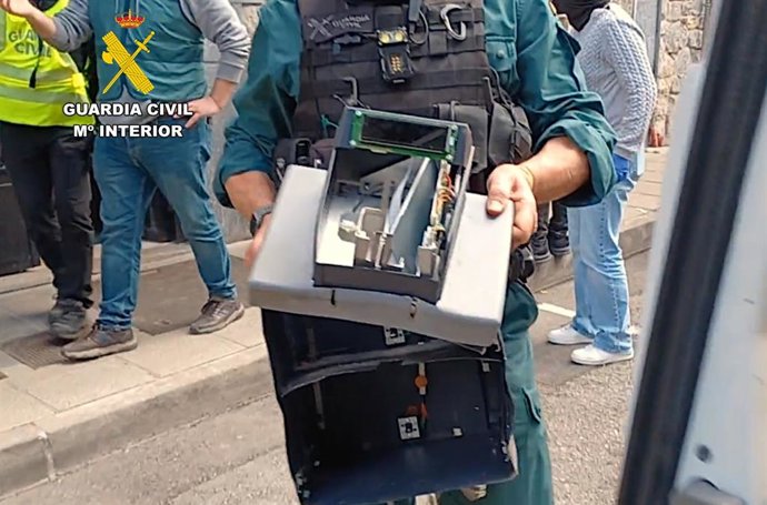 Fotografía de archivo de otra operación en la que se recuperó una máquina de cobro automática que había sido forzada