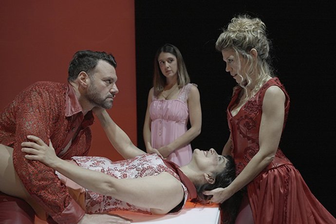 El Teatro Rialto De Valencia Ofrece El Estreno Absoluto De Las Amistades Peligrosas