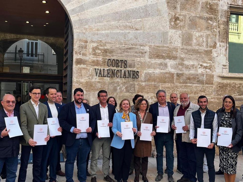 Archivo - La Unió Municipalista registra su ILP para bajar el listón electoral