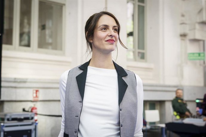 La portavoz de Más Madrid en el Ayuntamiento de Madrid, Rita Maestre, durante el acto de entrega de las Medallas de Honor con motivo de la festividad de San Isidro, en la Galería de Cristal del Palacio de Cibeles, a 15 de mayo de 2025, en Madrid (España).
