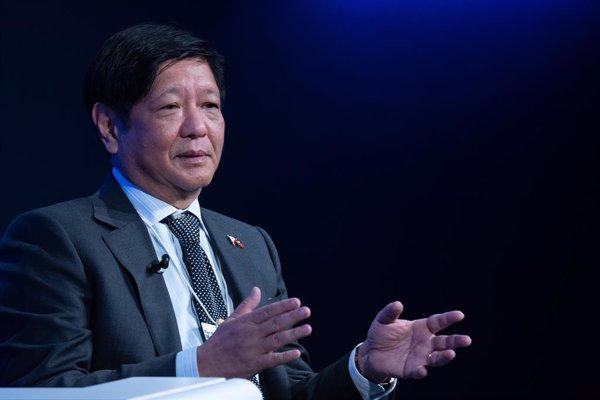 Filipinas.- El presidente de Filipinas, dispuesto a "reconciliarse" con la familia Duterte tras las disputas electorales Filipinas.- El presidente de Filipinas, dispuesto a "reconciliarse" con la familia Duterte tras las disputas electorales