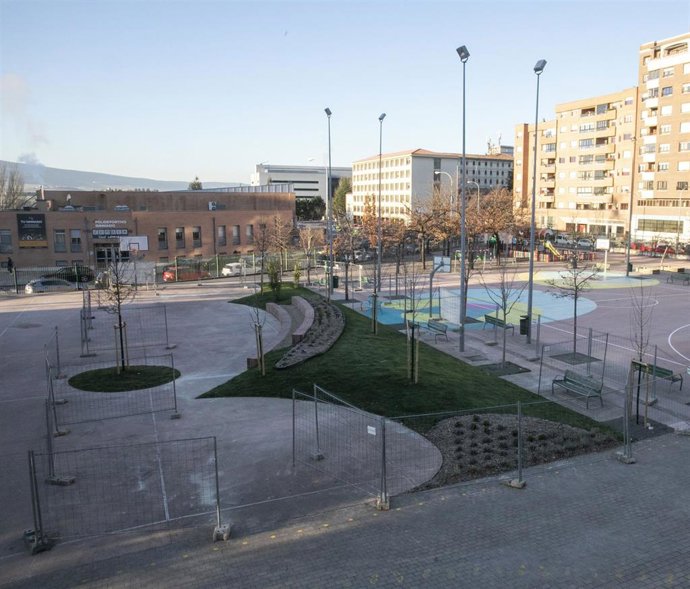 El Ayuntamiento de Pamplona destinará 742.230 euros a la renaturalización de los patios de otros 4 colegios públicos