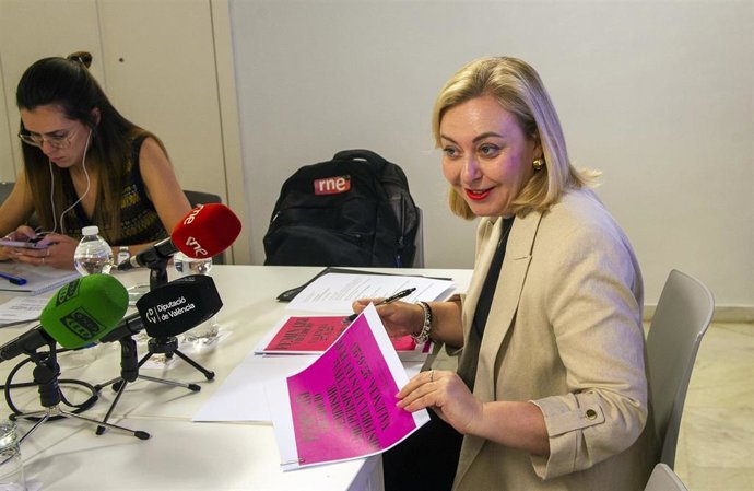 La vicepresidenta de la Diputació, Natàlia Enguix, en rueda de prensa