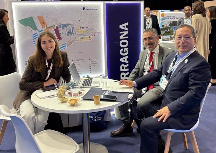 Reunió del Port de Tarragona en la fira BreakBulk Europe 2025