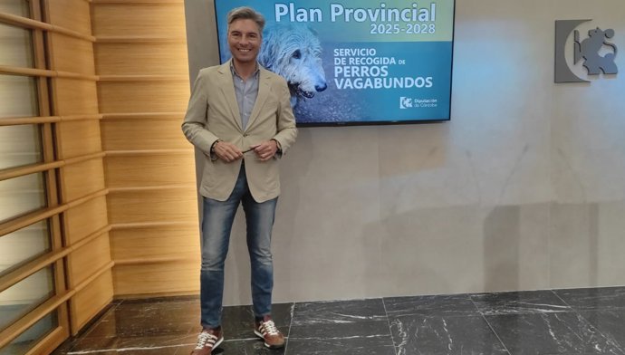 Andrés Lorite, en la pesentacón del Servicio de Recogida de Perros Vagabundos.