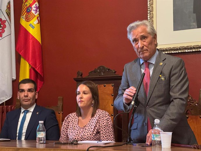 Francisco Ureña se convierte en el nuevo alcalde de Almagro.