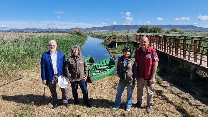 La Consejera De Desarrollo Sostenible, Mercedes Gómez, En El Parque Nacional De Las Tablas De Daimiel.