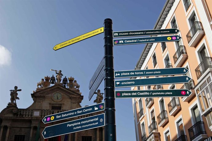 Imagen de la señalización turística de Pamplona