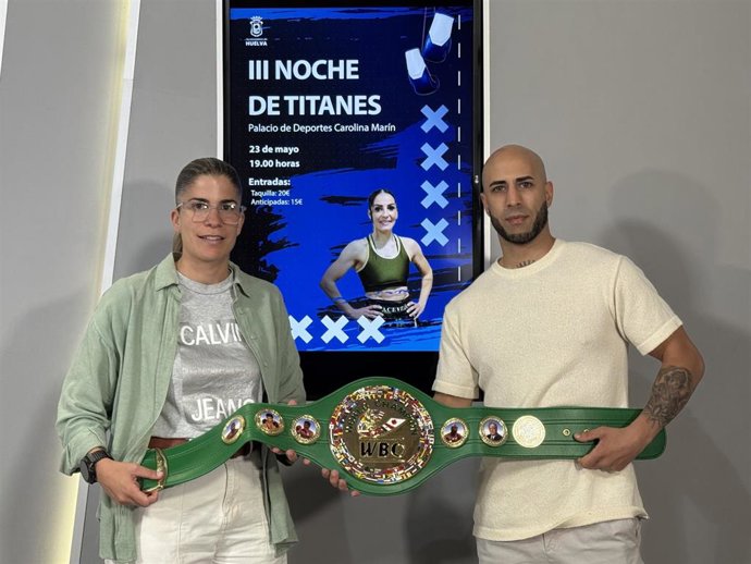 Presentación en el Ayuntamiento de Huelva de la III velada de boxeo Noche de Titanes.