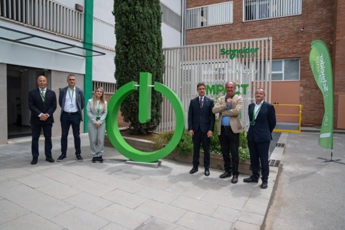 Representantes de Schneider Electric