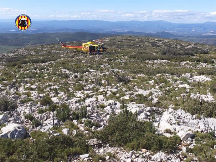 Archivo - Imagen de archivo de un helicóptero del Consorcio Provincial de Bomberos de Valencia.