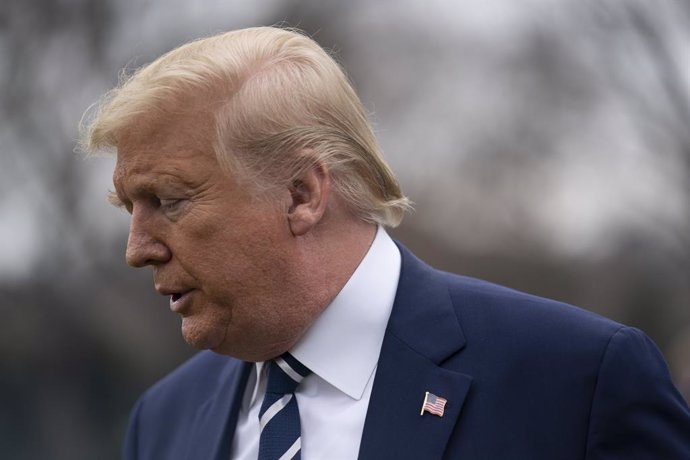 Archivo - WASHINGTON, March 3, 2020  U.S. President Donald Trump speaks to reporters before leaving the White House in Washington D.C., the United States, on March 3, 2020. Trump said Tuesday that he had spoken by phone with a senior Taliban leader, a pho