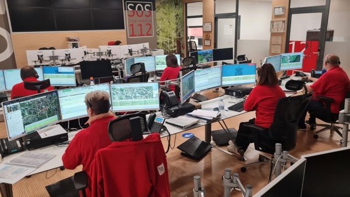 Archivo - Sala del Servicio de Emergencias del 112 Cantabria
