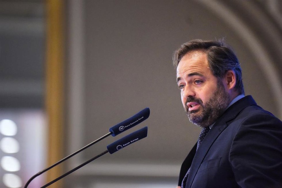 El presidente del PP de Castilla-la Mancha, Paco Núñez en el desayuno de Nueva Economía Fórum, en el Hotel Ritz, a 20 de mayo de 2025, en Madrid (España).