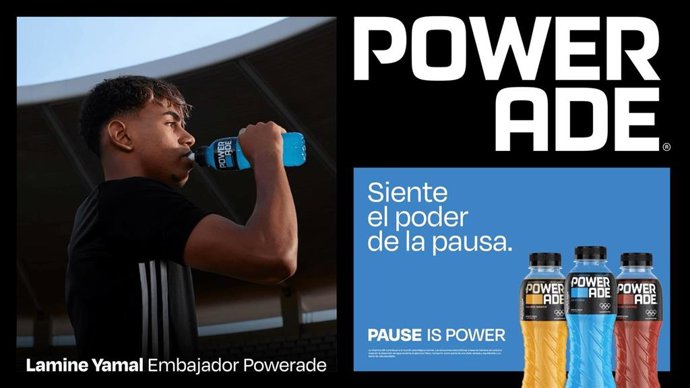 El futbolista del FC Barcelona Lamine Yamal, junto al del Real Madrid CF Rodrygo Goes, reivindica el poder de la pausa en la nueva campaña de Powerade.
